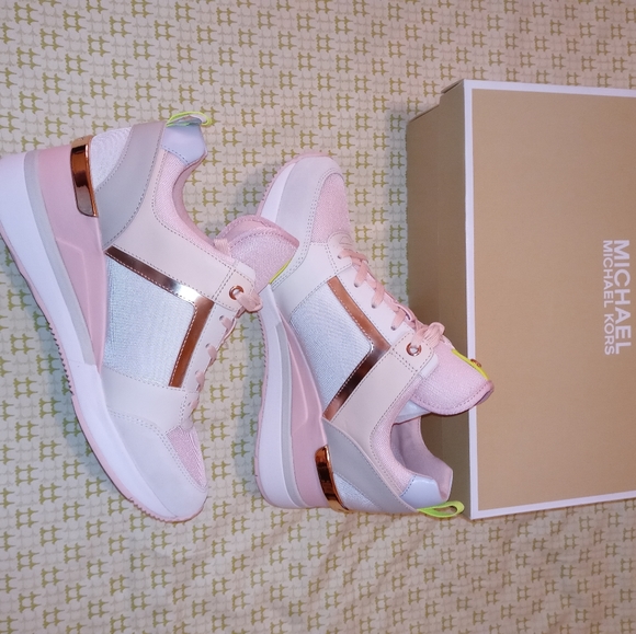 Michael Kors Georgie Trainer Sneaker - Picture 3 of 8